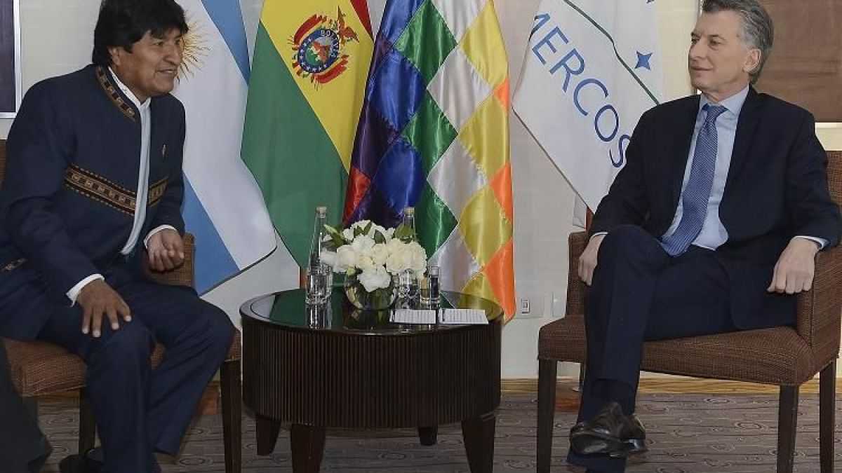 altText(Cumbre del Mercosur: Macri mantuvo reuniones bilaterales con Tabaré, Evo y Cartes)}