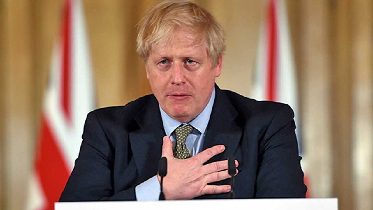 <p>Boris Johnson salió de terapia intensiva pero sigue bajo observación por coronavirus.</p>
