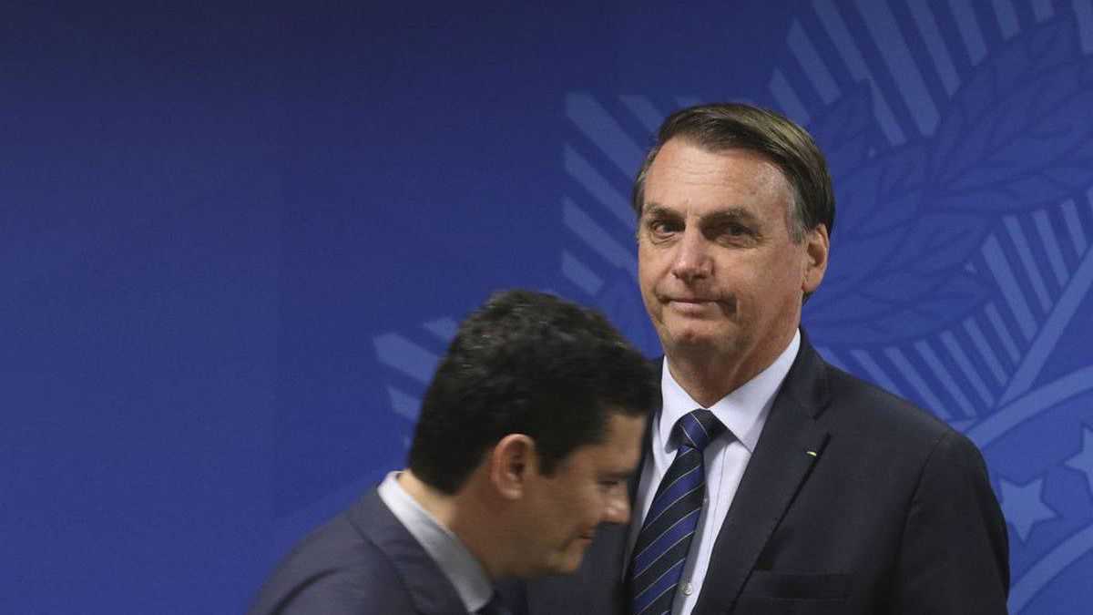 altText(Más de 400 entidades piden juicio político contra Bolsonaro)}