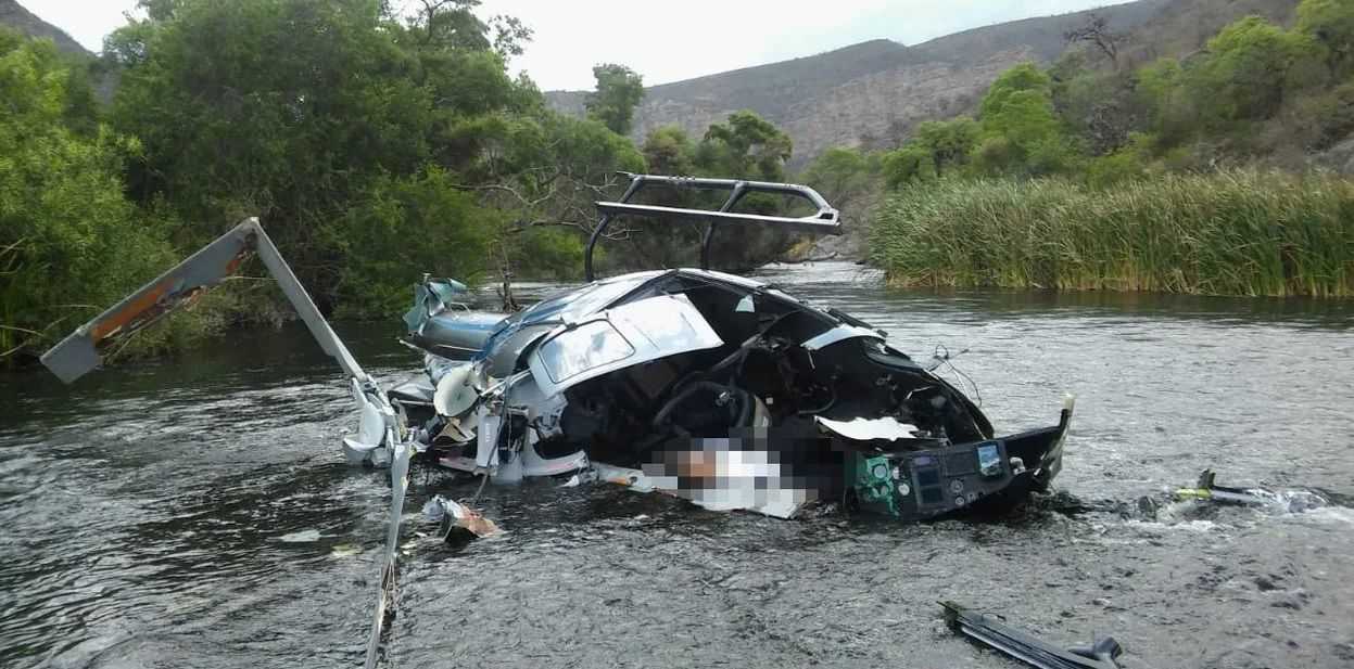 <p>El helicóptero en el que viajaba Jorge Brito cayó tras impactar contra un cable. </p> (Foto: El Tribuno)