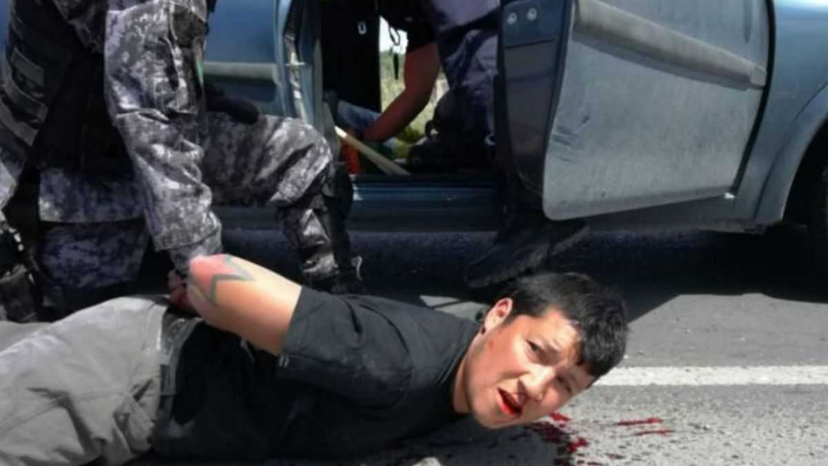 altText(Salvaje represión en Chubut contra manifestantes antiminería)}