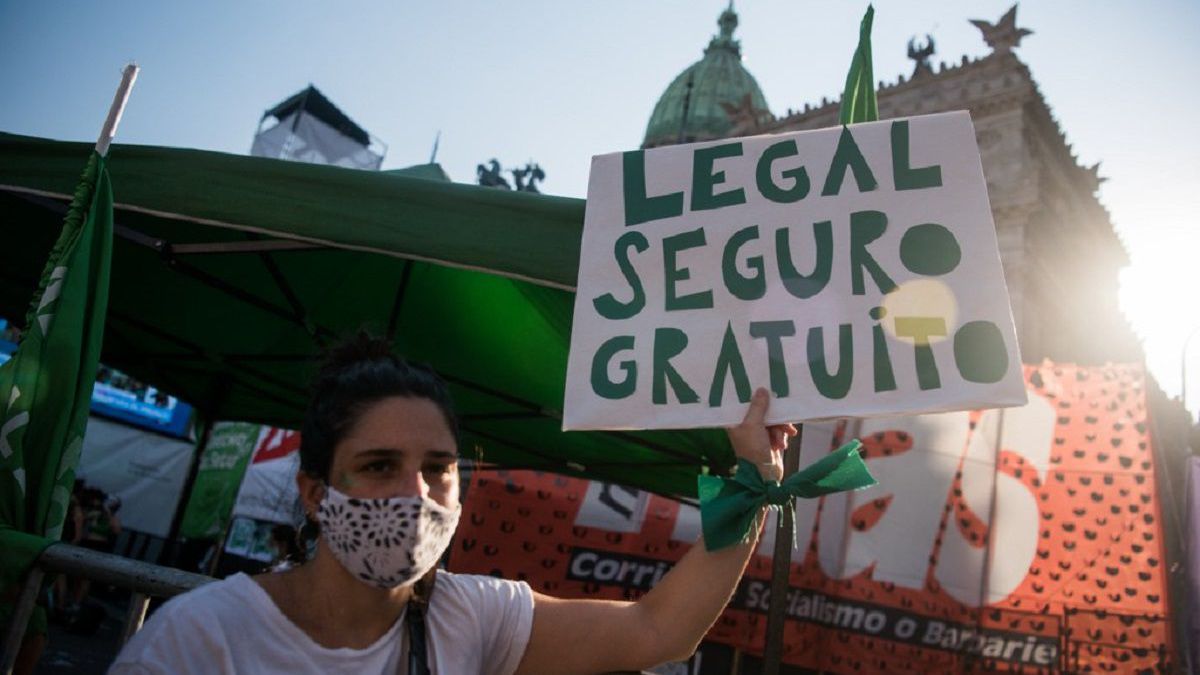 <p>El derecho a la interrupci�n voluntaria del embarazo es ley en Argentina. </p> (Nicol�s Borojovich)