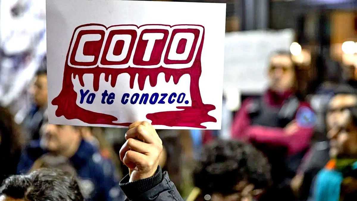 altText(Fuerte denuncia de trabajadores contra Coto y la dirigencia sindical)}