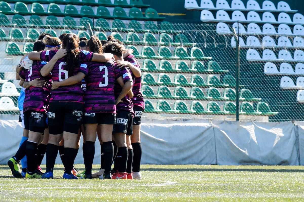 <p><strong>Fútbol de primera. </strong>Exitosa movida solidaria para que el equipo femenino de Villa San Carlos viaje a jugar.</p>