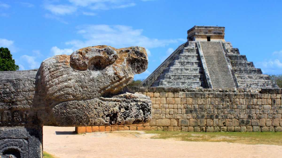 altText(Histórico: México pidió disculpas por 5 siglos de genocidio contra los Mayas)}