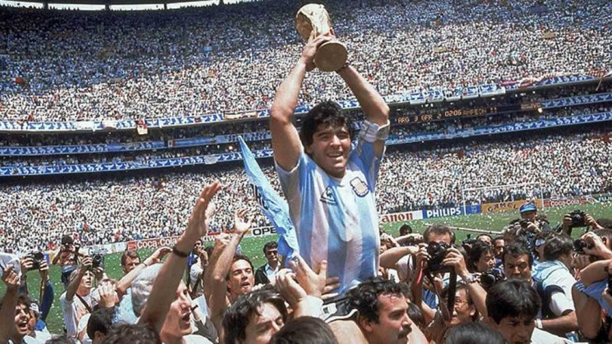 <p>Diego Maradona, campeón mundial </p> (Télam)