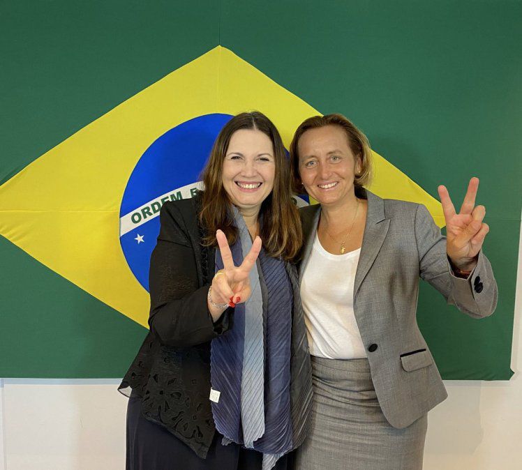  <p>Bolsonaro justificó haber recibido a una diputada neonazi</p> 