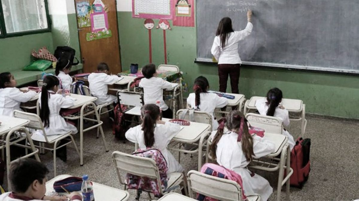 <p>El gobierno Bonaerense lanza +ATR, el plan educativo para reforzar conocimientos. </p> (T�lam)