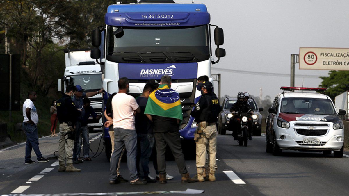  <p>Brasil de locos: la ultraderecha protestó contra Bolsonaro</p> 
