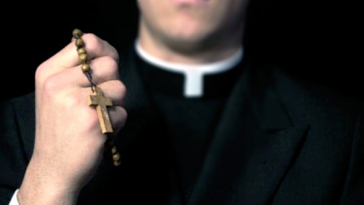 cura sacerdote iglesia cat�lica religi�n cristianismo (T�lam)