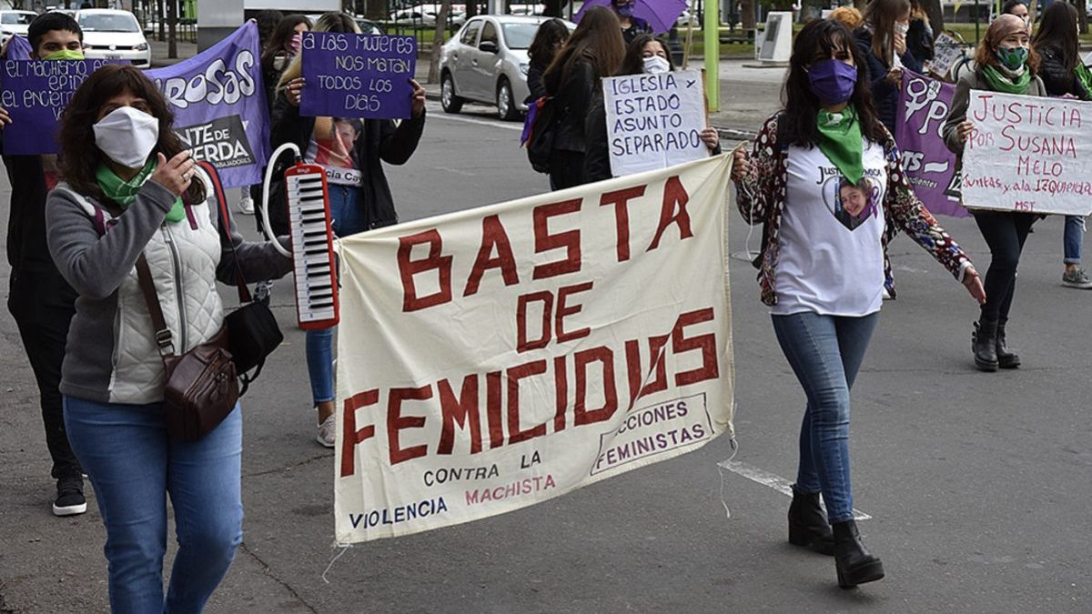 altText(El 80% de las mujeres argentinas dijo haber sufrido violencia de género)}