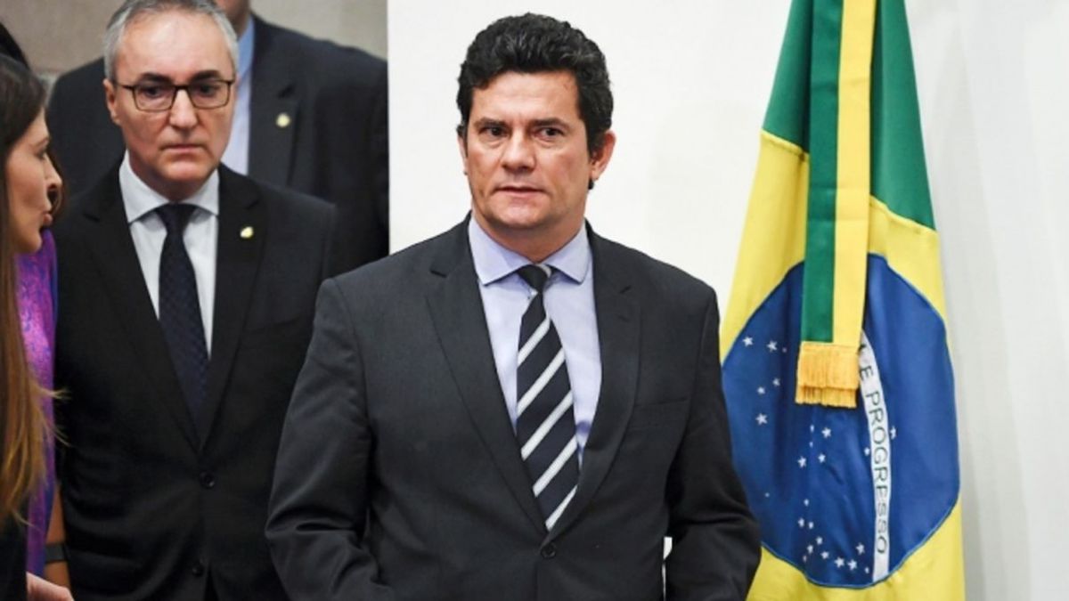 altText(Las promesas de Moro para Brasil: privatizar bancos y Petrobras)}