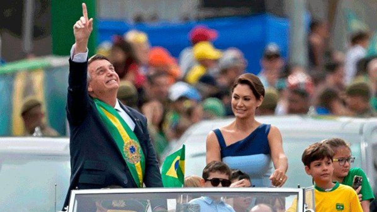 altText(Partido opositor pide impugnar la candidatura de Bolsonaro)}