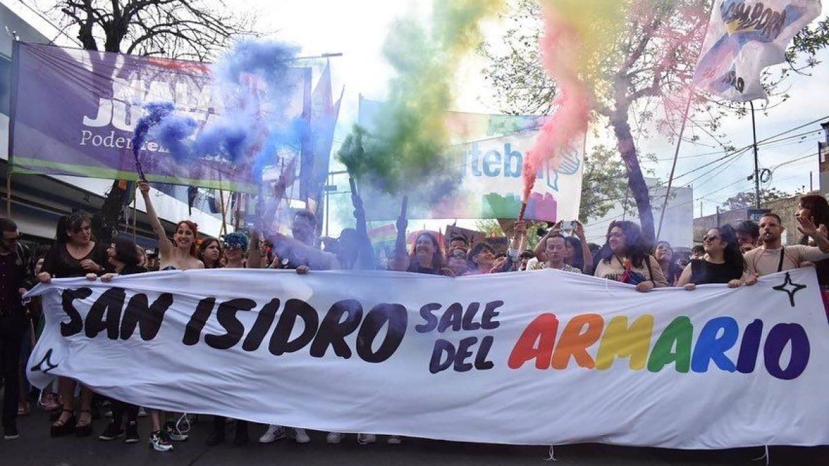 altText(San Isidro tuvo su primera Marcha del Orgullo LGBTIQ+)}