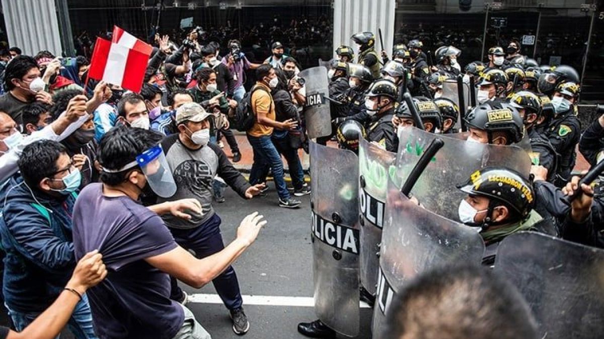 altText(Perú: hasta la UE reclamó por la matanza en las protestas)}