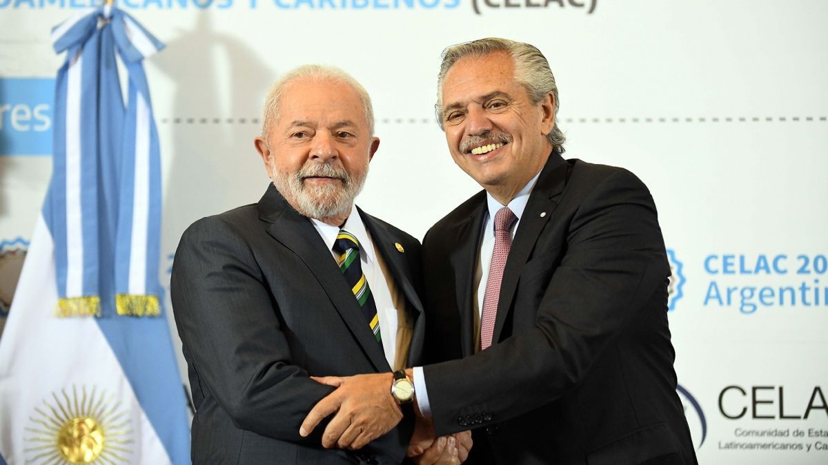 altText(Alberto visita a Lula para analizar la evolución del comercio bilateral)}