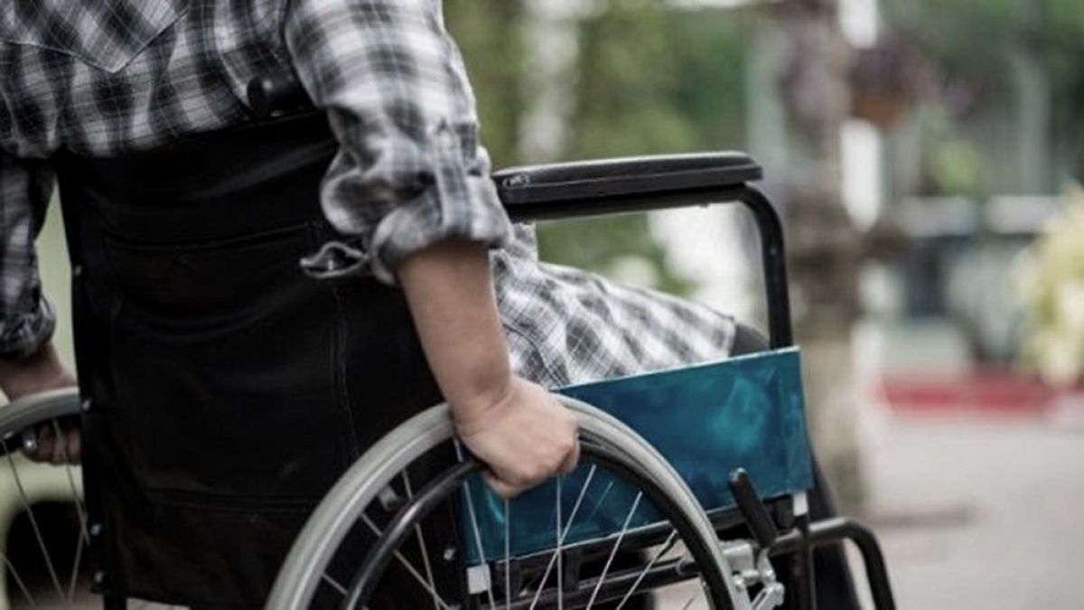 altText(La crisis económica afecta a más de 200 mil personas con discapacidad)}